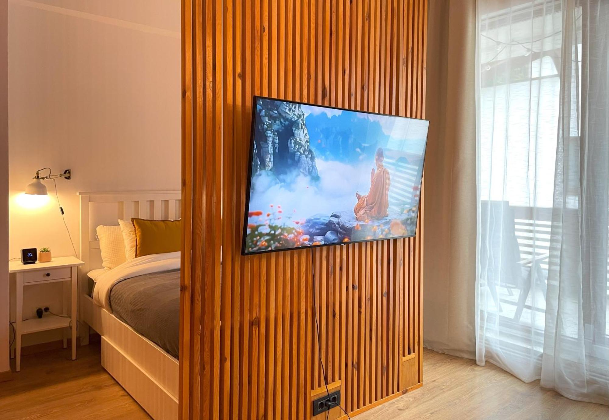 Forest Oasis Studio - Free Netflix And Disney Plus Predeal Luaran gambar